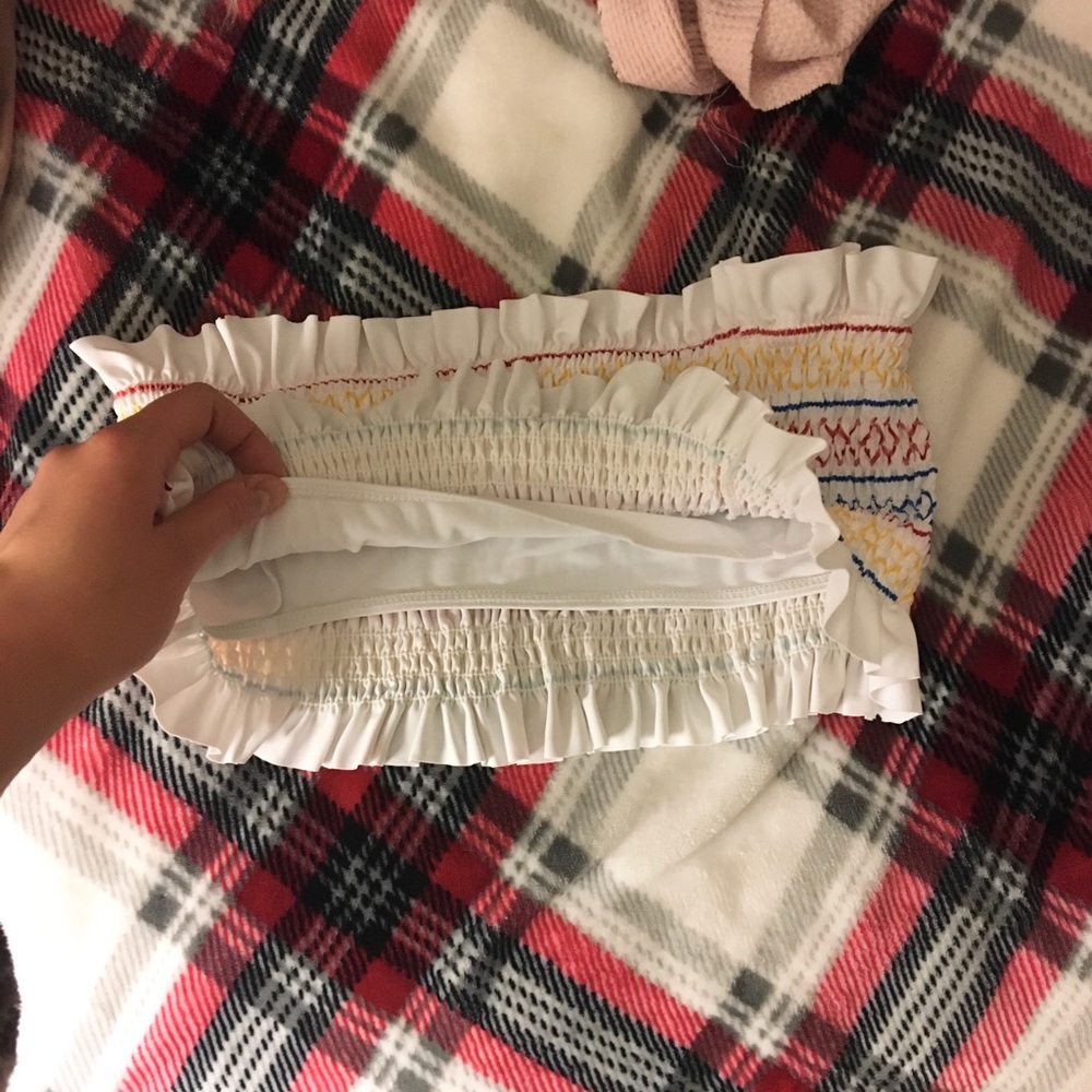 Bikini Set - Picture 2 of 3